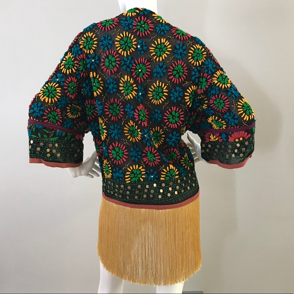 Beautiful Embroidered Fringe Black Robe/Jacket - Picture 8 of 8